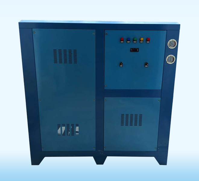 10匹箱式水冷式工(gōng)業冷水機