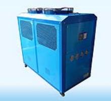 8匹頂出風工(gōng)業冷水機