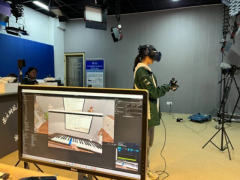 <b>提拔教育管理现代化水</b>